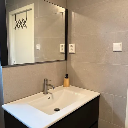 Gezellig 6 Personen Woning In Sintmaartenszee Aan Het En Natuur! *