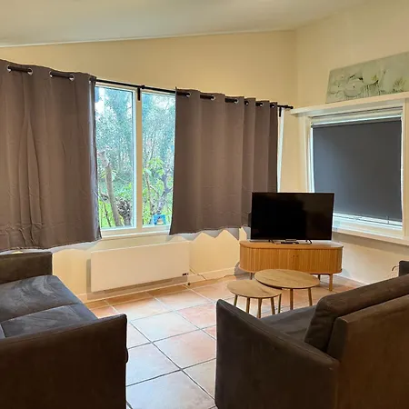 Gezellig 6 Personen Woning In Sintmaartenszee Aan Het En Natuur! * Sint Maartensvlotbrug