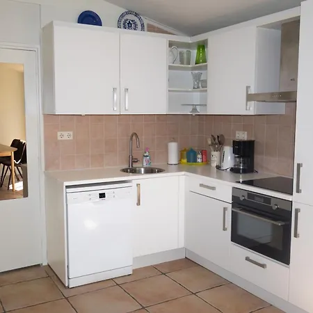 Gezellig 6 Personen Woning In Sintmaartenszee Aan Het En Natuur! Holiday home