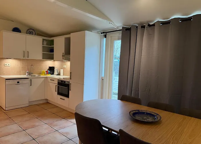 Feriehus Gezellig 6 Personen Woning In Sintmaartenszee Aan Het En Natuur! Sint Maartensvlotbrug